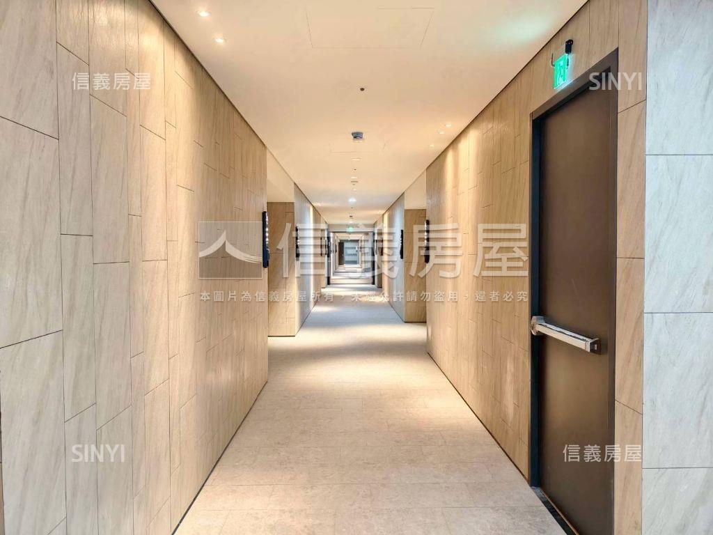 浩瀚湖濱城４樓美商辦房屋室內格局與周邊環境