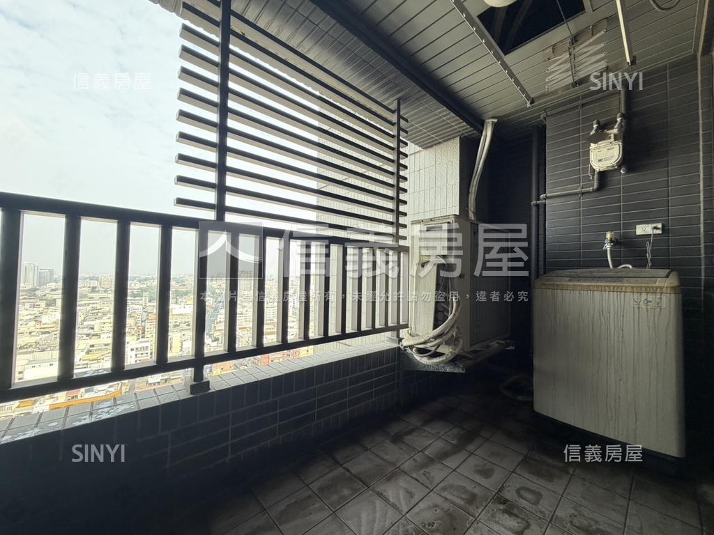 遠眺溪景高樓採光通風兩房房屋室內格局與周邊環境