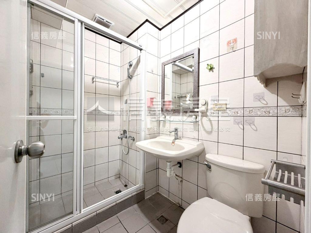 後驛．四房車位四面採光房屋室內格局與周邊環境