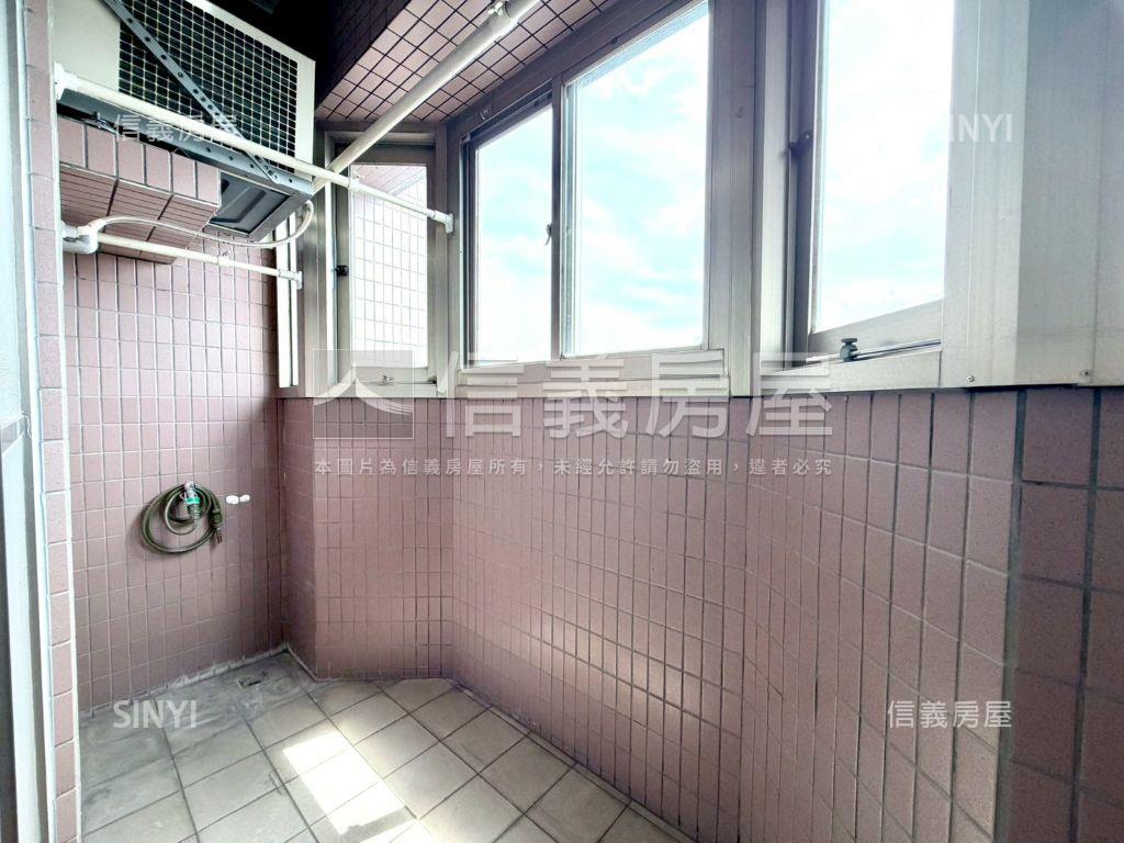 後驛．四房車位四面採光房屋室內格局與周邊環境