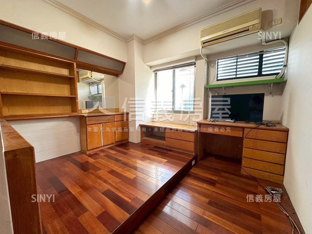 松城甲標朝南樹海四房房屋室內格局與周邊環境