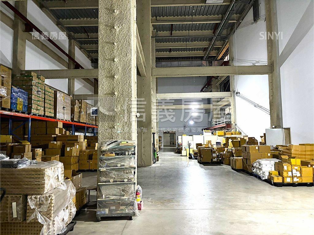 新北鋼骨企業總部３～４樓房屋室內格局與周邊環境