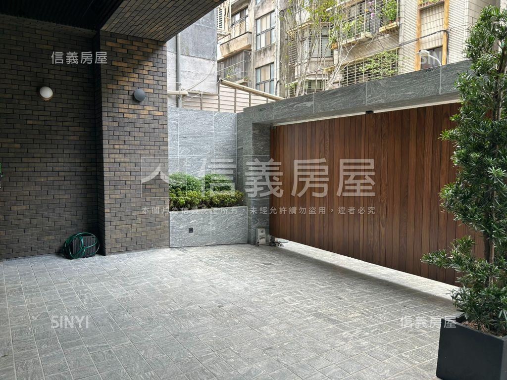 展宜拾秋電梯２房車位房屋室內格局與周邊環境