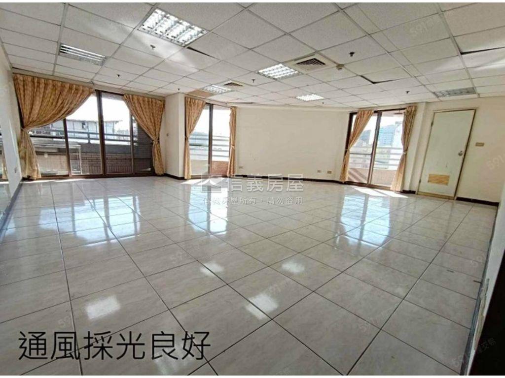 順天中來稀有一房平面車位房屋室內格局與周邊環境