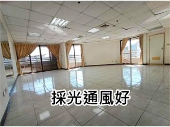 順天中來稀有一房平面車位