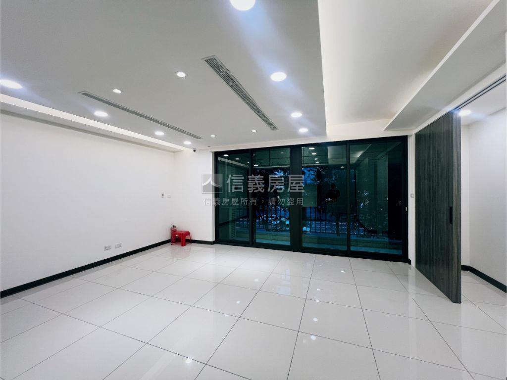 合新合心．雙層美學空間房屋室內格局與周邊環境