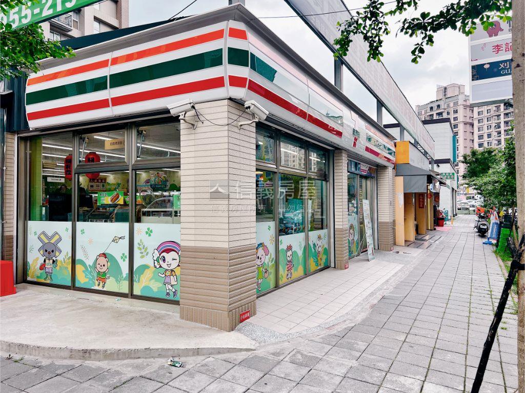 合新合心．雙層美學空間房屋室內格局與周邊環境