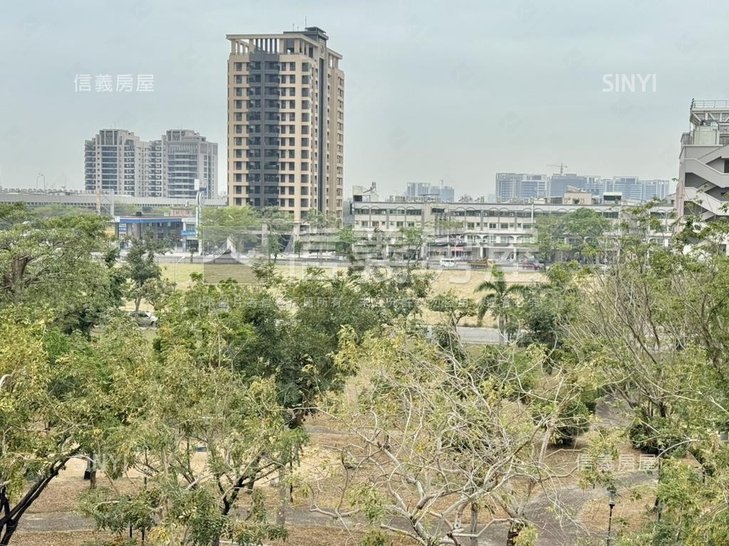 專約。鳳頂近公園明亮車墅房屋室內格局與周邊環境