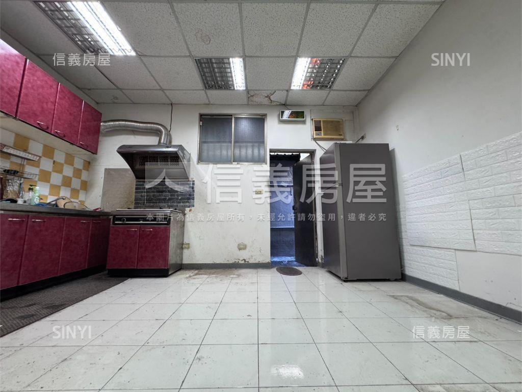 建國路黃金店面房屋室內格局與周邊環境