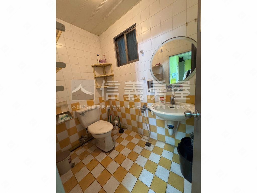 建國路黃金店面房屋室內格局與周邊環境