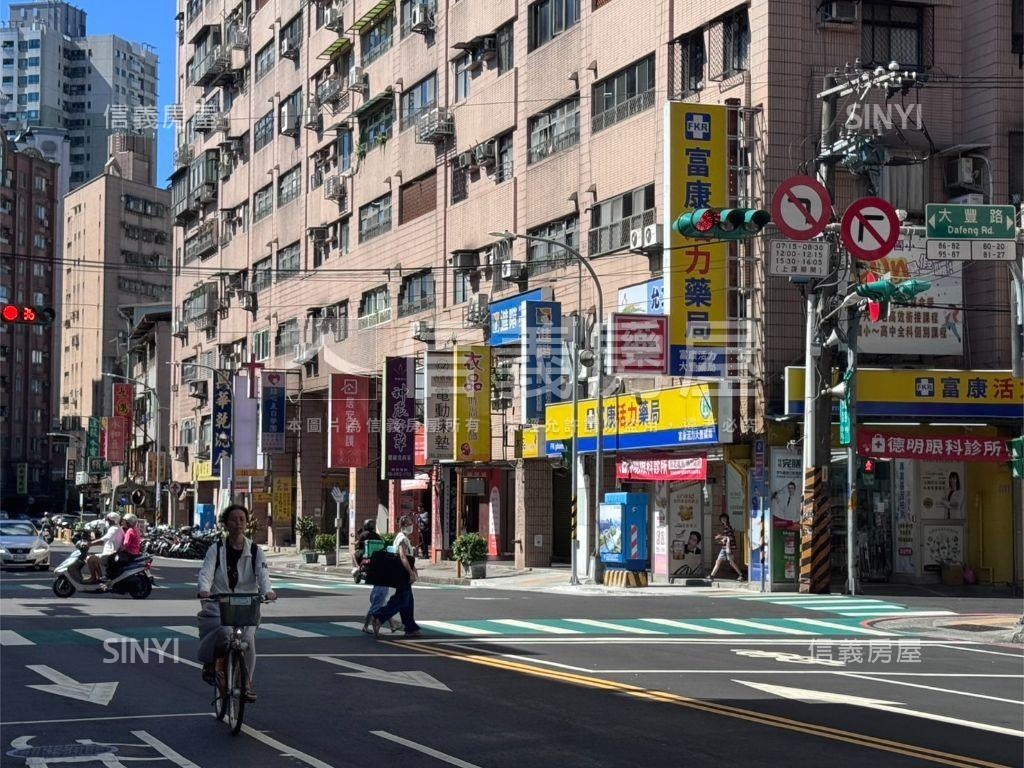 建國路黃金店面房屋室內格局與周邊環境