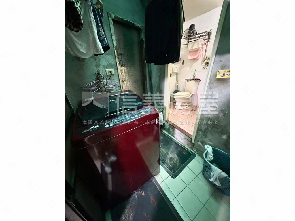 近捷運一樓停車方便房屋室內格局與周邊環境