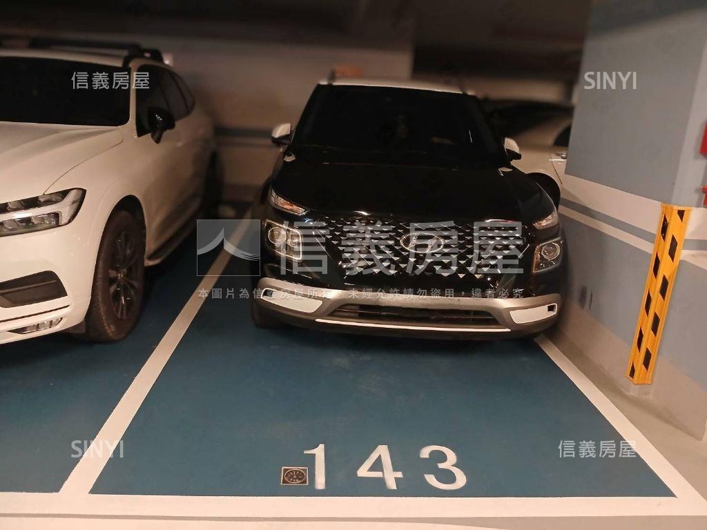 太陽帝國地下四樓車位房屋室內格局與周邊環境