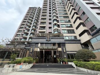 品學高樓三面採光兩房平車