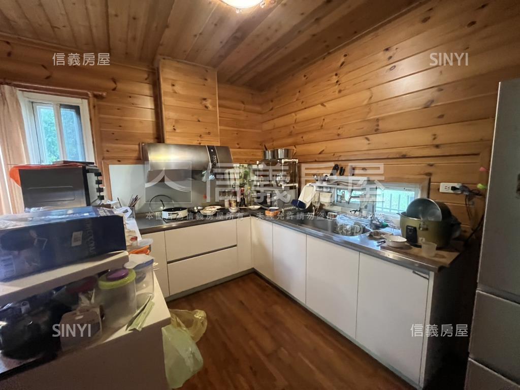 龍潭高園路大地坪原木屋房屋室內格局與周邊環境