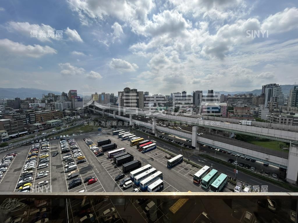 信義大悅至尊無上景觀房屋室內格局與周邊環境