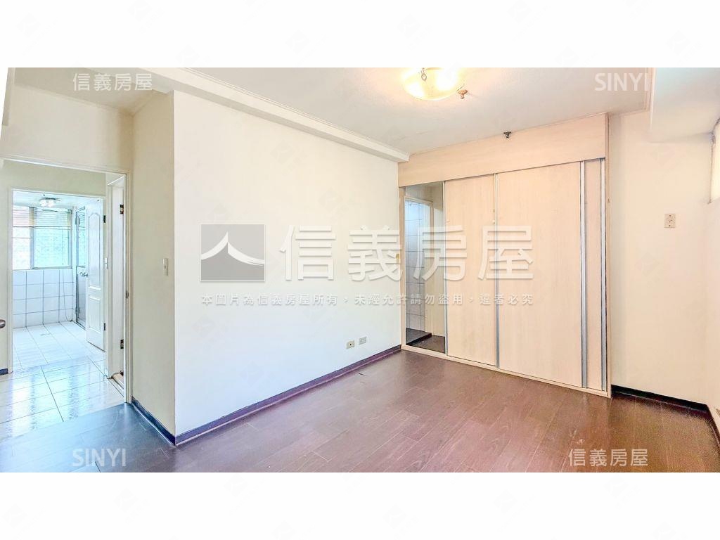 ★南屯低總三房高樓景車位房屋室內格局與周邊環境