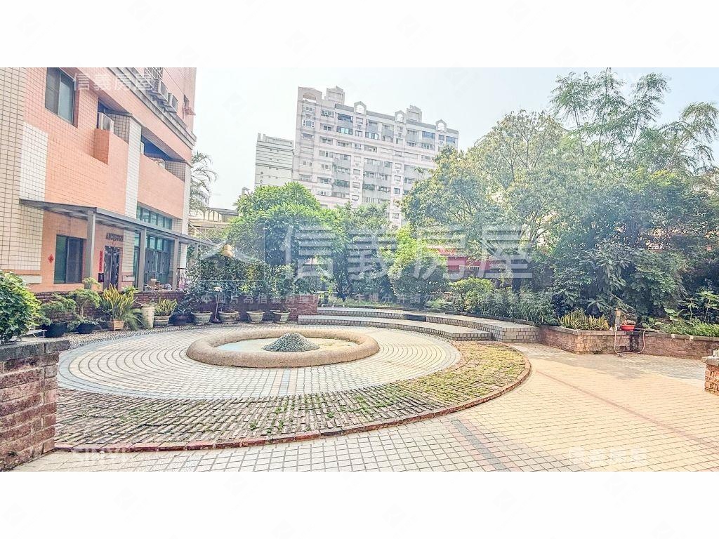 ★南屯低總三房高樓景車位房屋室內格局與周邊環境