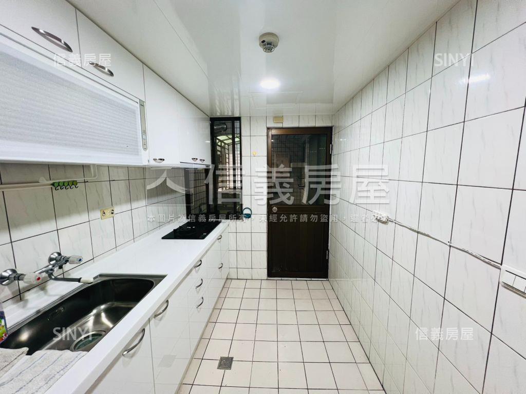 稀有！輔大生活家三房平車房屋室內格局與周邊環境