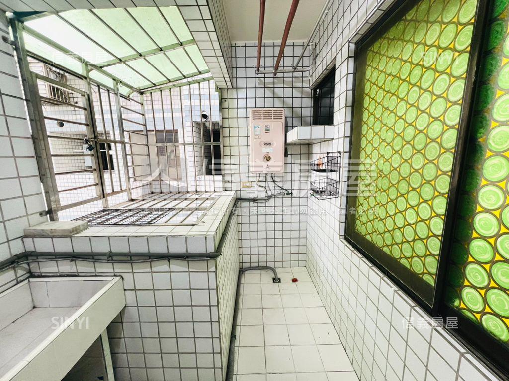 稀有！輔大生活家三房平車房屋室內格局與周邊環境