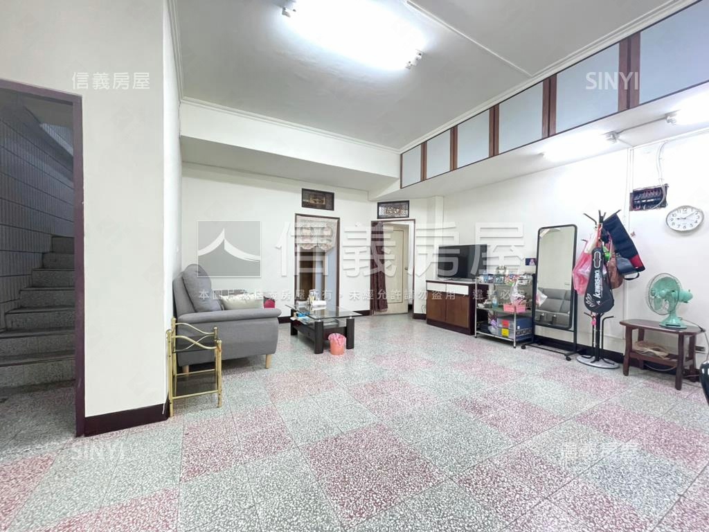 永豐街．面寬金雞母店面房屋室內格局與周邊環境