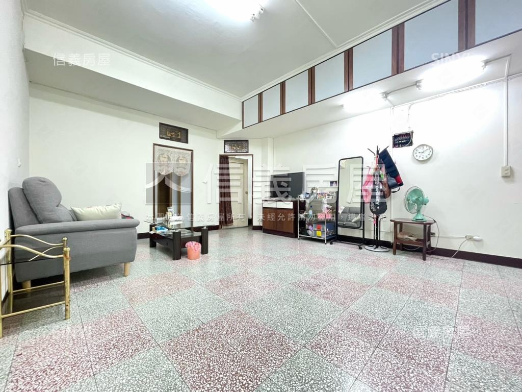 永豐街．面寬金雞母店面房屋室內格局與周邊環境