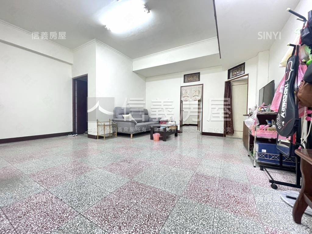 永豐街．面寬金雞母店面房屋室內格局與周邊環境