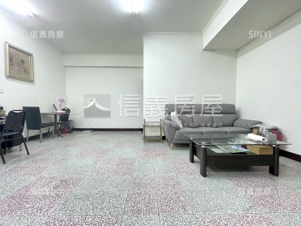 永豐街．面寬金雞母店面房屋室內格局與周邊環境