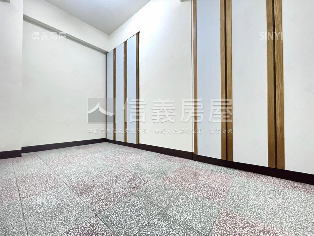 永豐街．面寬金雞母店面房屋室內格局與周邊環境