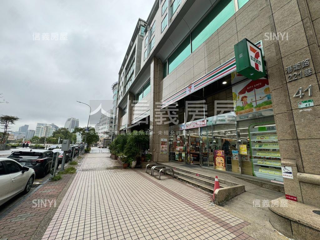 內湖挑高黃金店面珠寶盒房屋室內格局與周邊環境