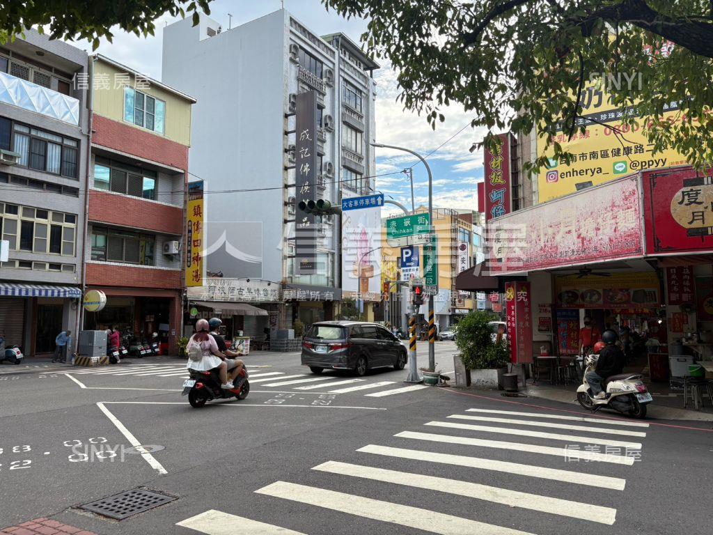 赤崁旁正成功路深約５０Ｍ房屋室內格局與周邊環境
