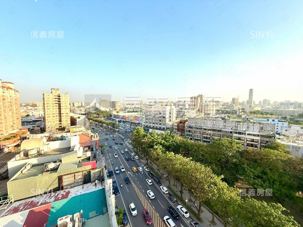 河堤景觀四房平車房屋室內格局與周邊環境