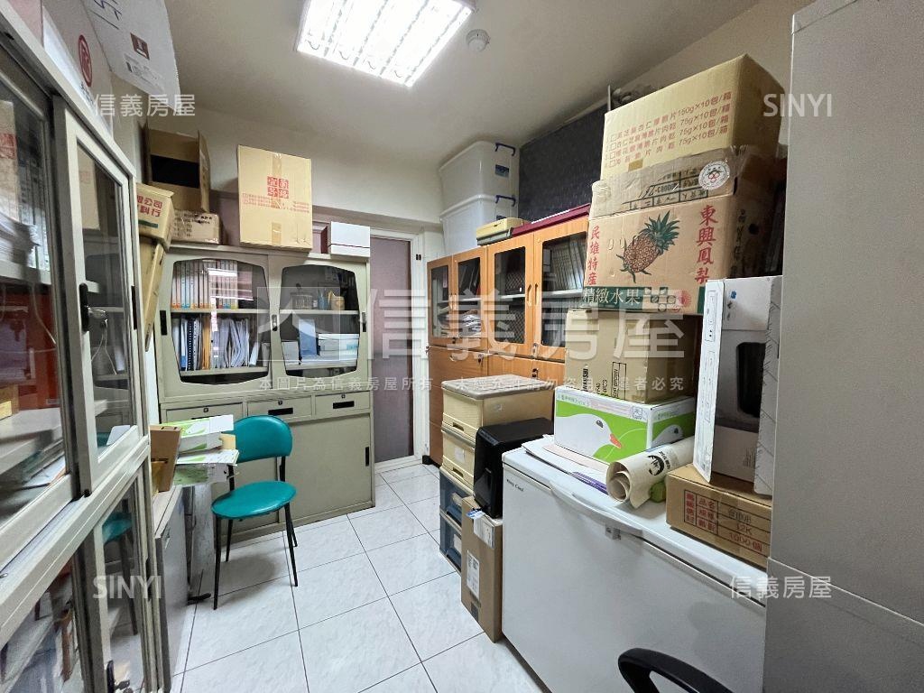 再興青山一樓店辦房屋室內格局與周邊環境