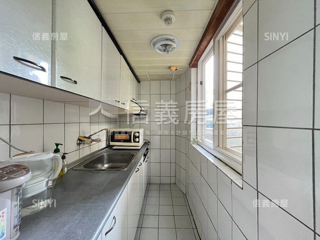 再興青山一樓店辦房屋室內格局與周邊環境