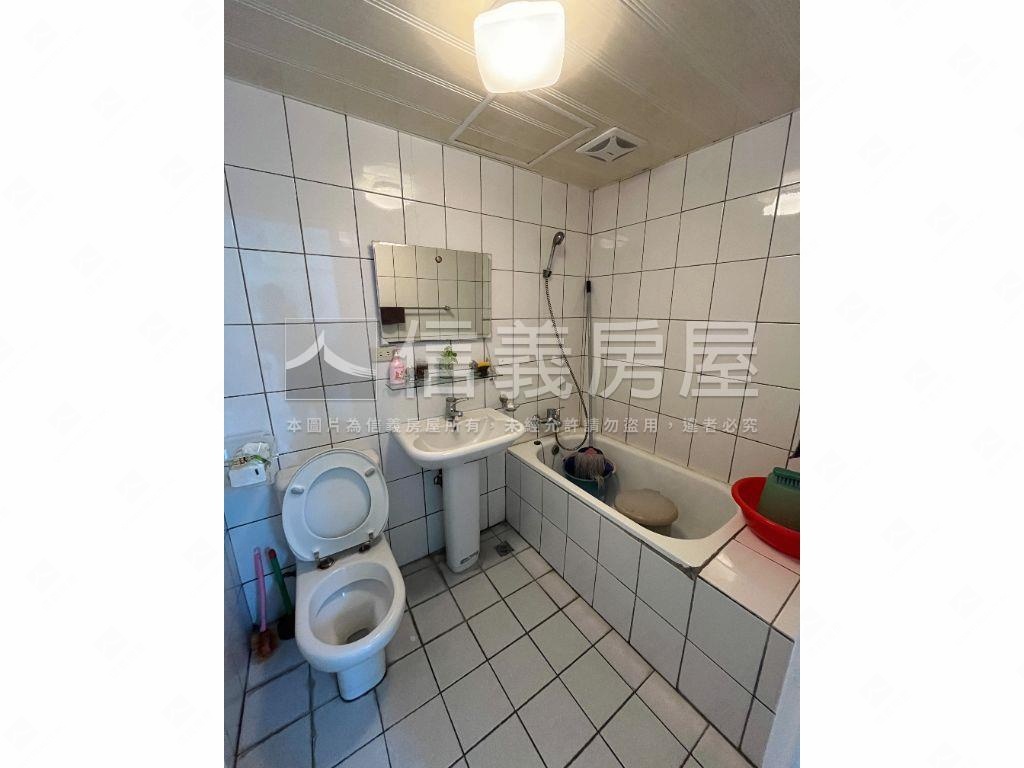 再興青山一樓店辦房屋室內格局與周邊環境