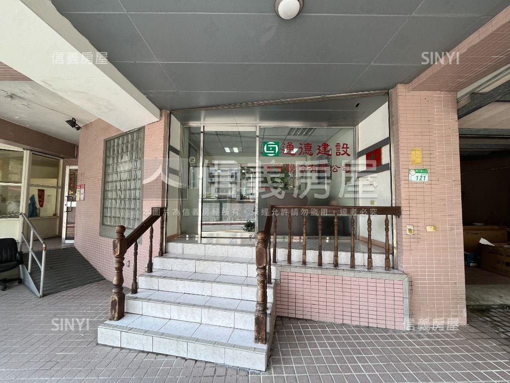 再興青山一樓店辦房屋室內格局與周邊環境