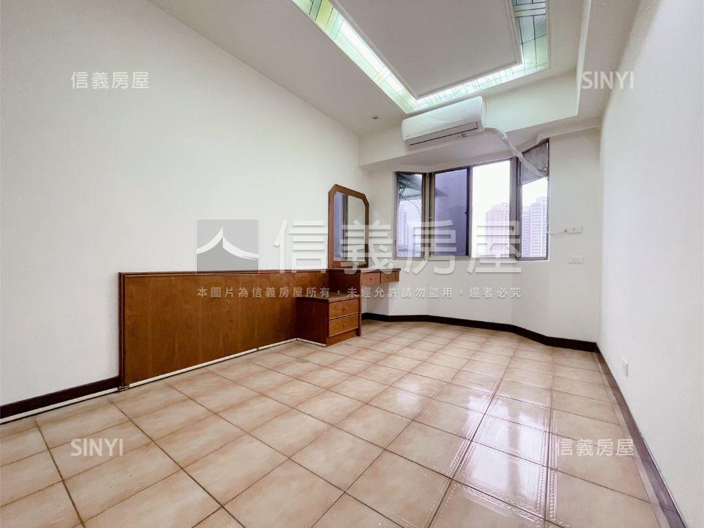 亞東捷運遠揚景觀４房房屋室內格局與周邊環境