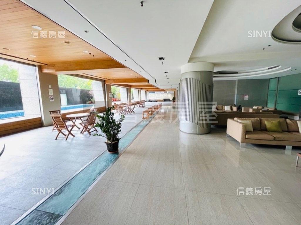 近松山捷運挑高屋房屋室內格局與周邊環境