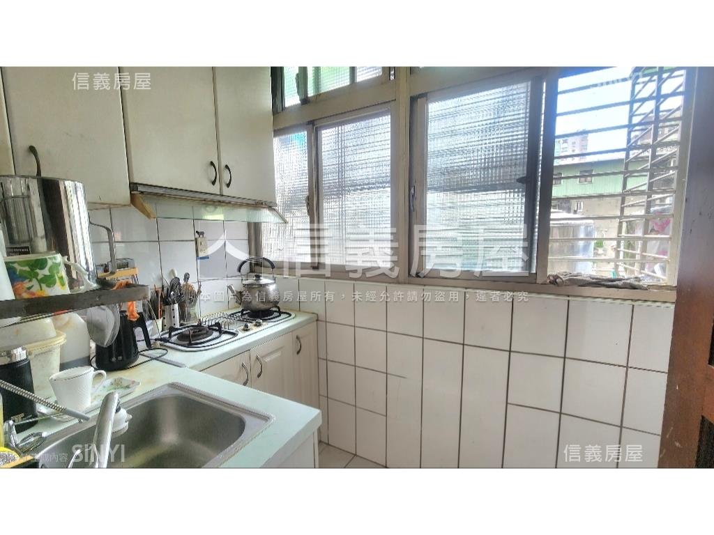 永吉方正面公園房屋室內格局與周邊環境