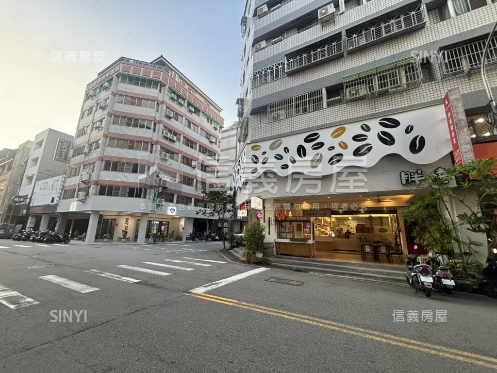 正五期雙車角間店面房屋室內格局與周邊環境