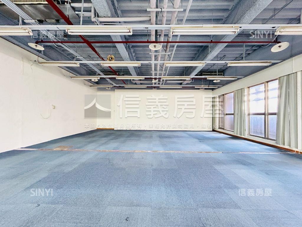 【安泰登峰】指名地標商辦房屋室內格局與周邊環境