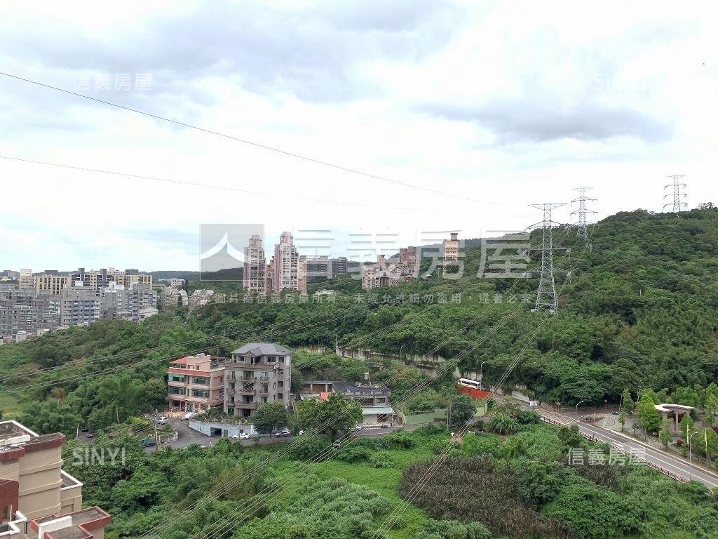 【安泰登峰】指名地標商辦房屋室內格局與周邊環境