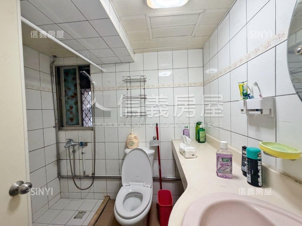 冠德住易２房＋車位房屋室內格局與周邊環境