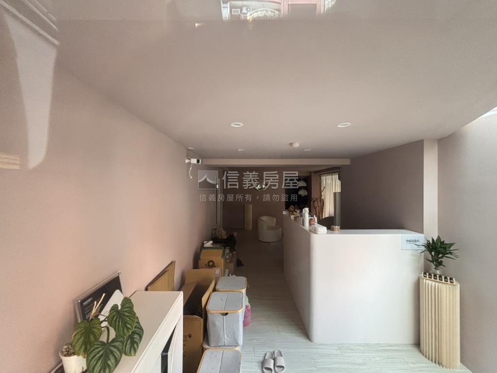 稀有黃金精華北歐店面房屋室內格局與周邊環境