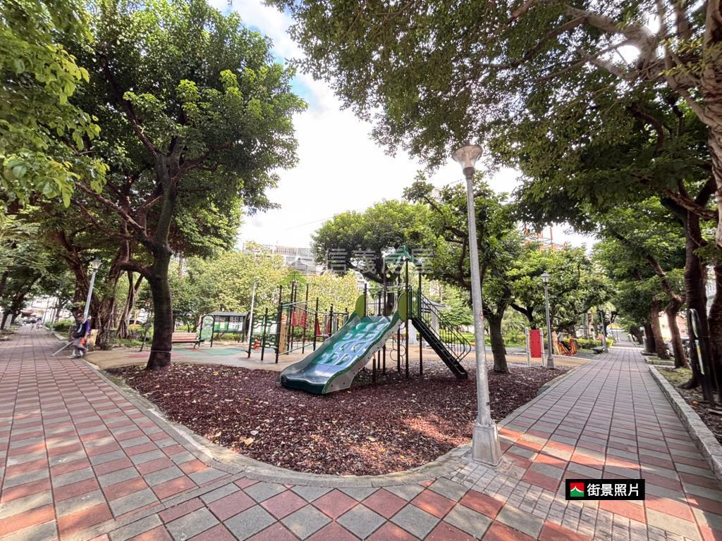 稀有黃金精華北歐店面房屋室內格局與周邊環境