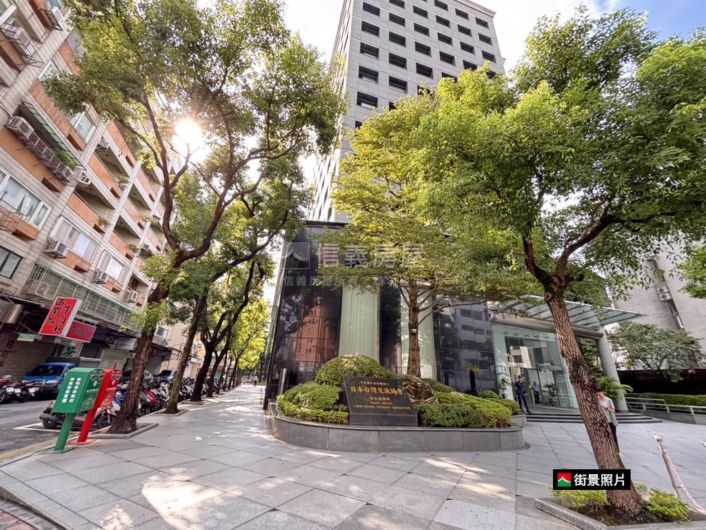 稀有黃金精華北歐店面房屋室內格局與周邊環境