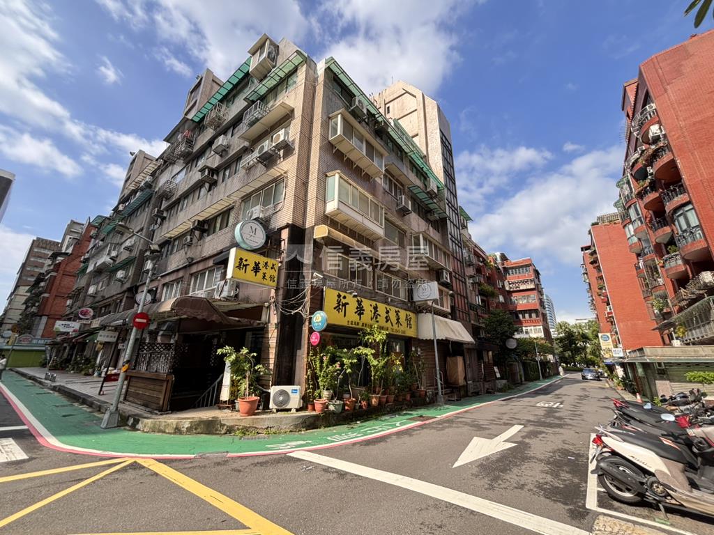 稀有黃金精華北歐店面房屋室內格局與周邊環境