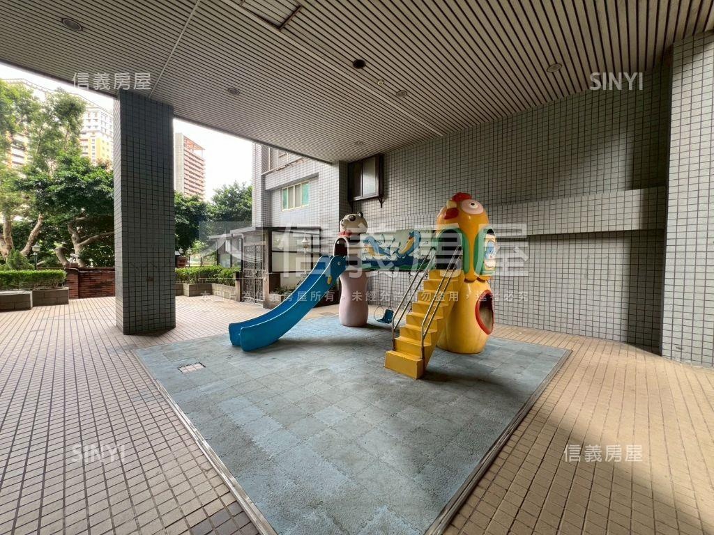 藝文高樓層三房雙衛浴開窗房屋室內格局與周邊環境
