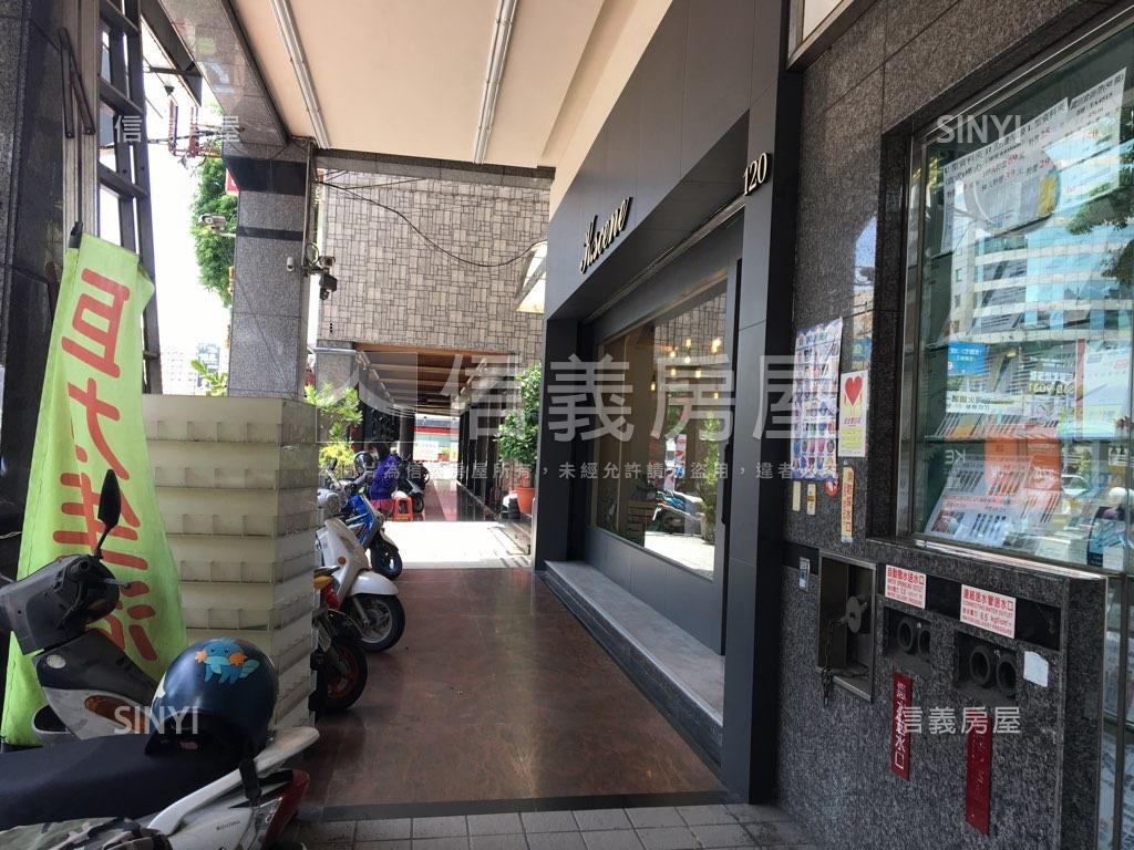 自由二路近輕軌雙平車金店房屋室內格局與周邊環境