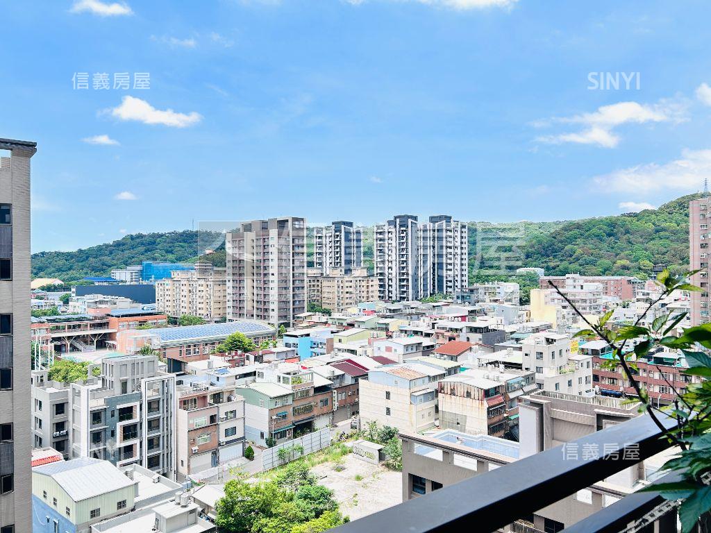 鴻築心天母景觀兩房車位房屋室內格局與周邊環境